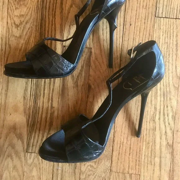 Roger Vivier Crocodile Heels